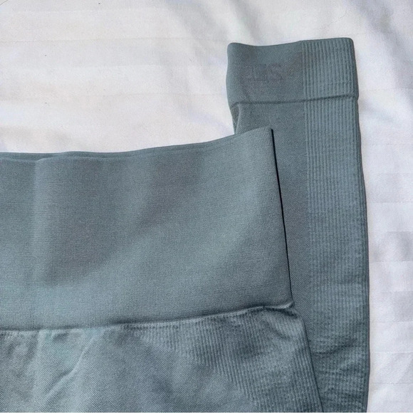 SET Active Teal Leggings - Picture 3 of 4